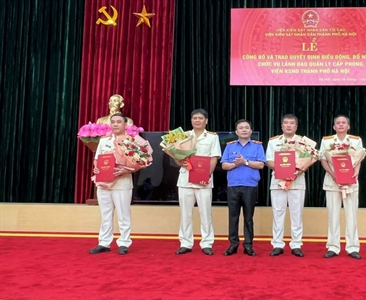 Lễ công bố các Quyết định của Viện trưởng Viện KSND thành phố Hà Nội về công...